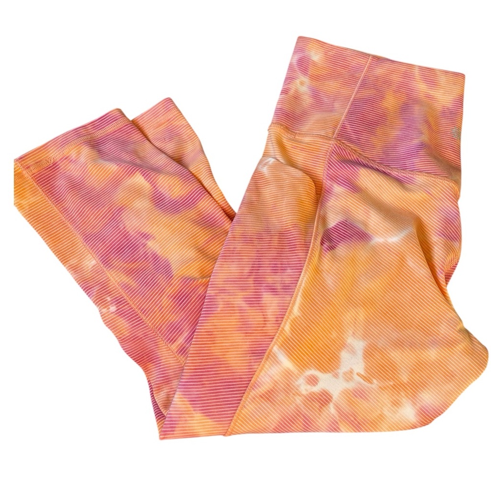 Athleta Salutation Stash Pocket I|
Capri Orange Pink Size Medium